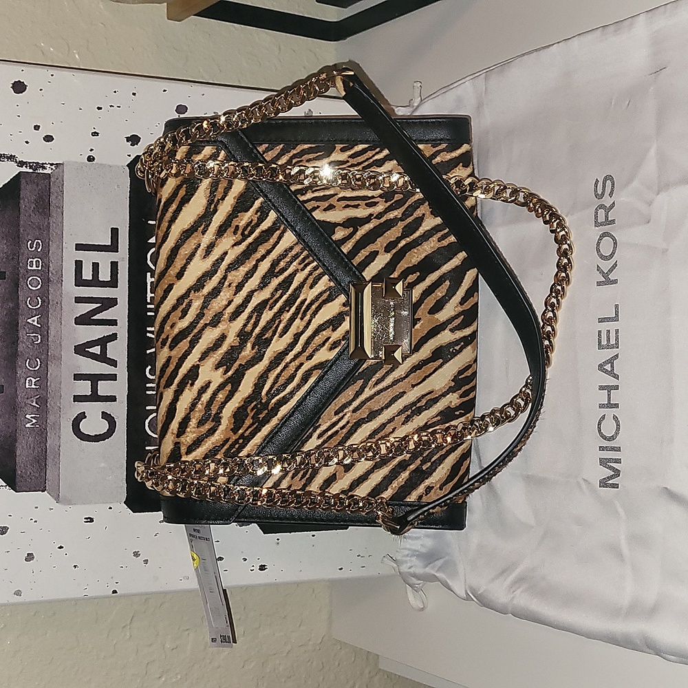 BNWT Michael Michael Kors Whitney butterscotch multi colored LG converta…